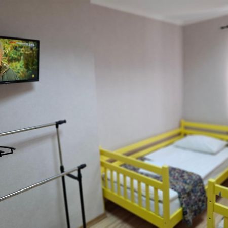 Guest House "Golden Gate 911 " Kyiv Exterior photo