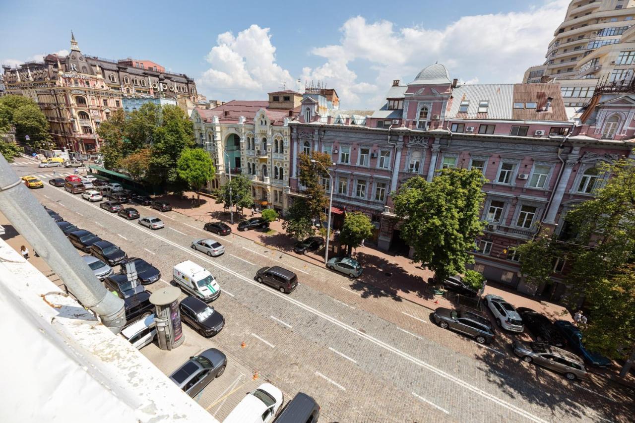 Guest House "Golden Gate 911 " Kyiv Exterior photo