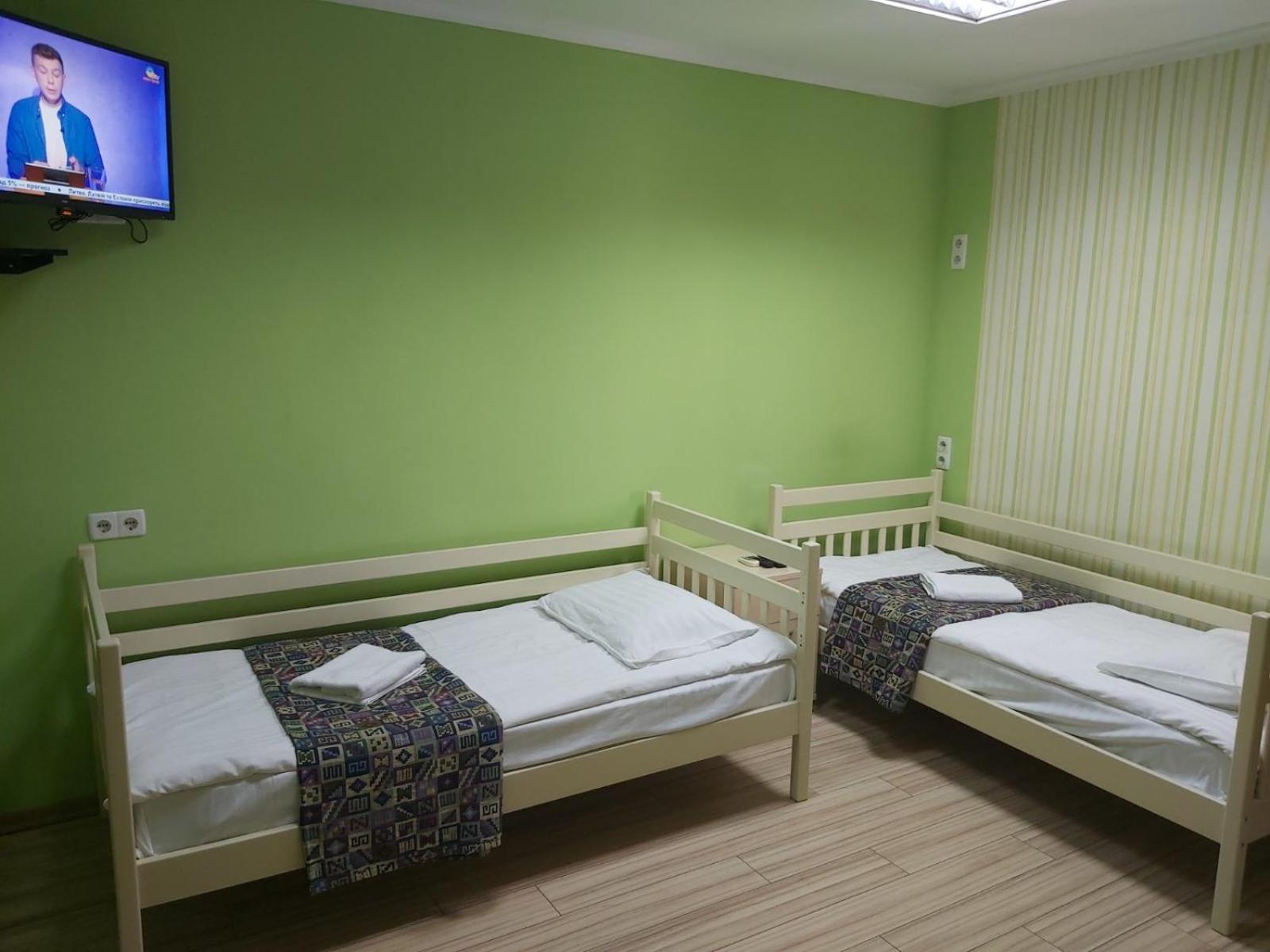 Guest House "Golden Gate 911 " Kyiv Exterior photo